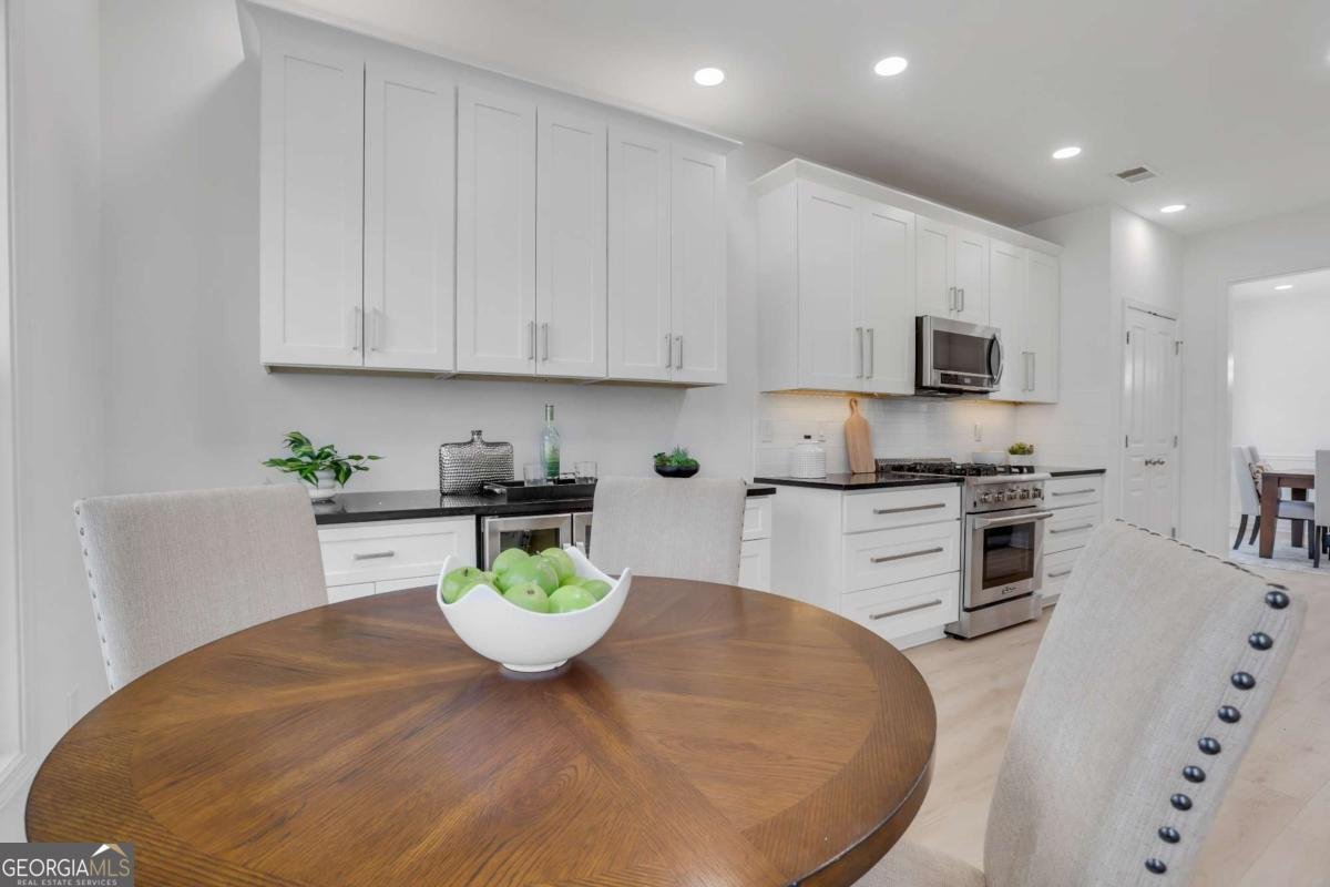 319 Privet Circle Suwanee - Photo 15