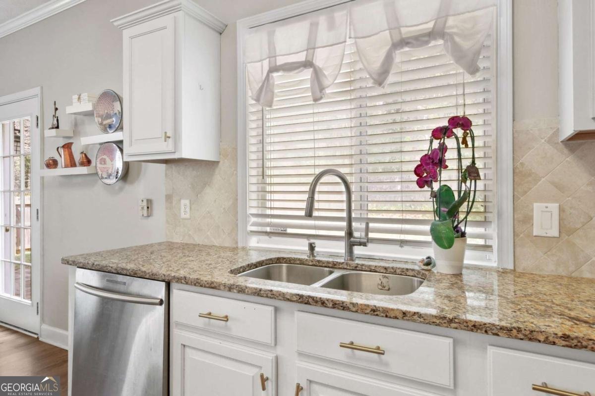 2880 Georgian Manor Drive Alpharetta - Photo 13