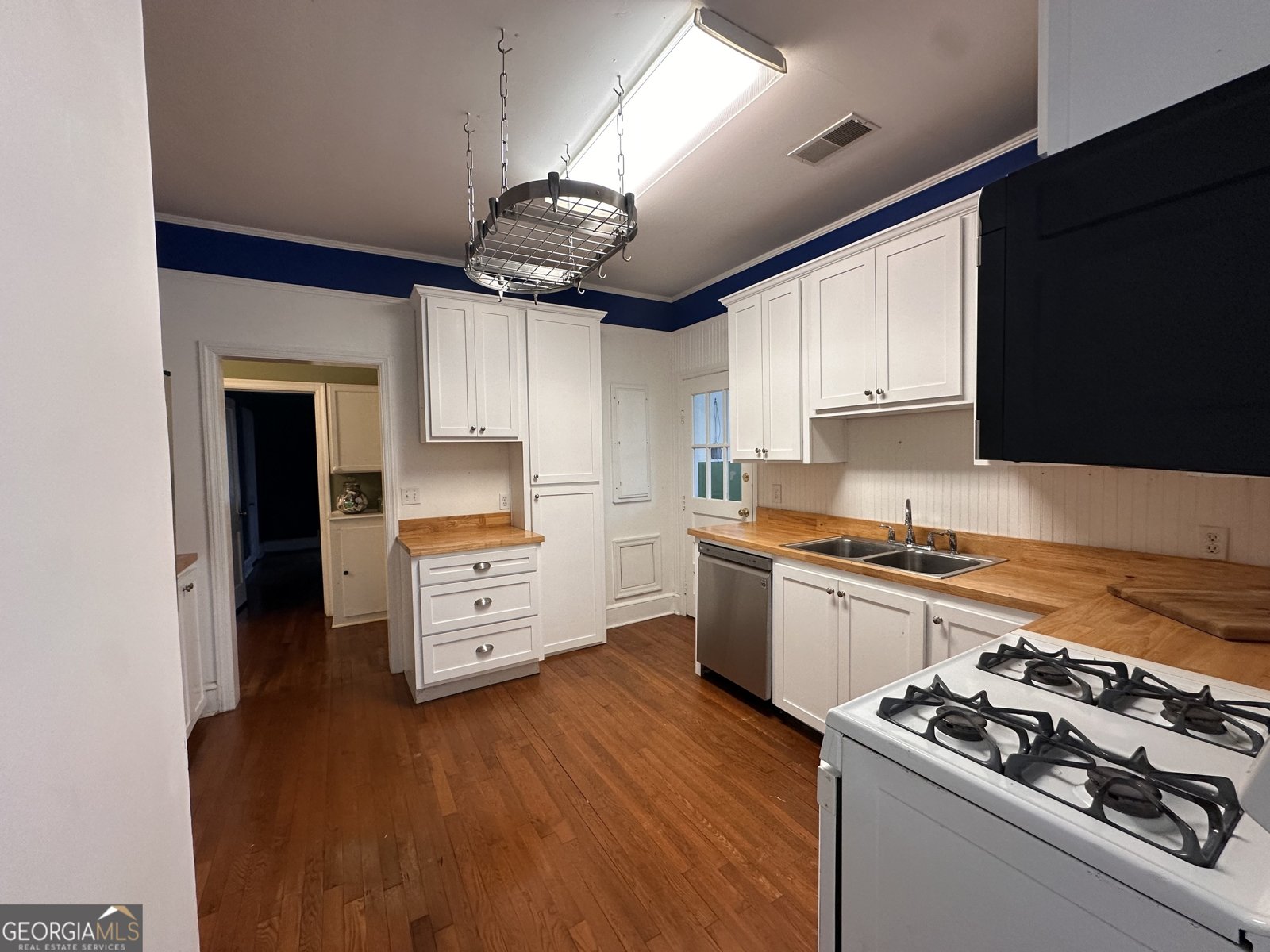 980 Logtown Road Yatesville - Photo 9