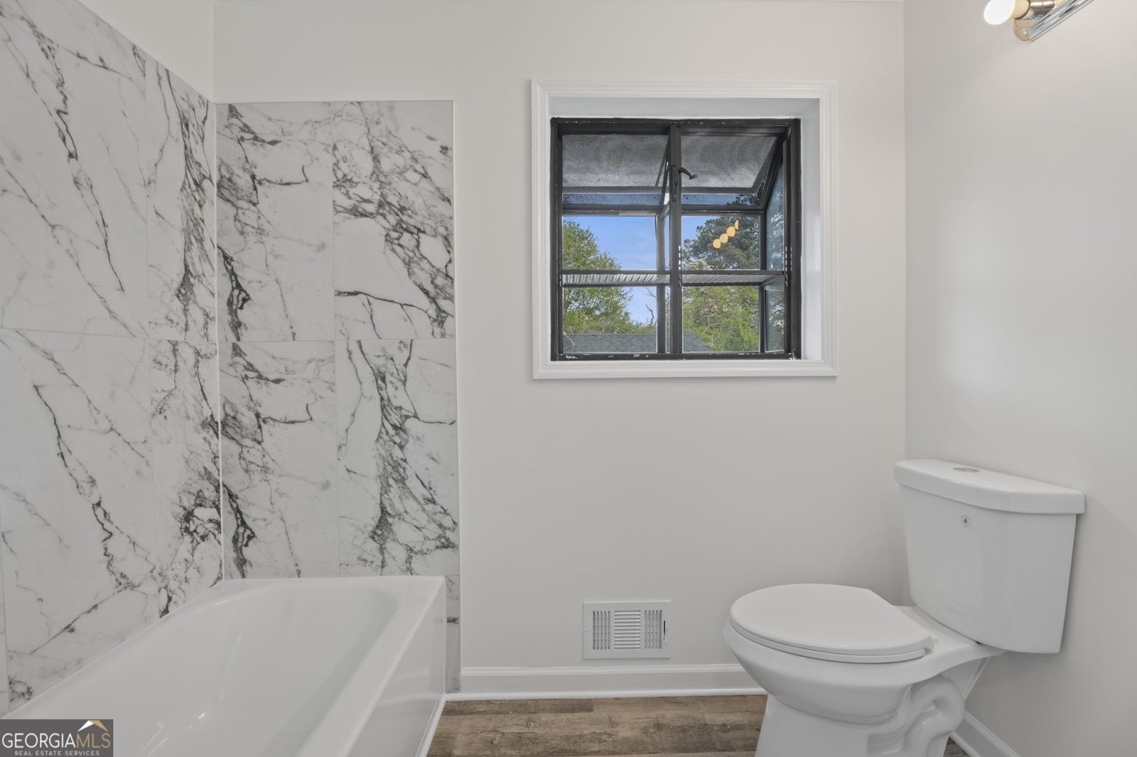 6070 Danbury Ct Morrow - Photo 24