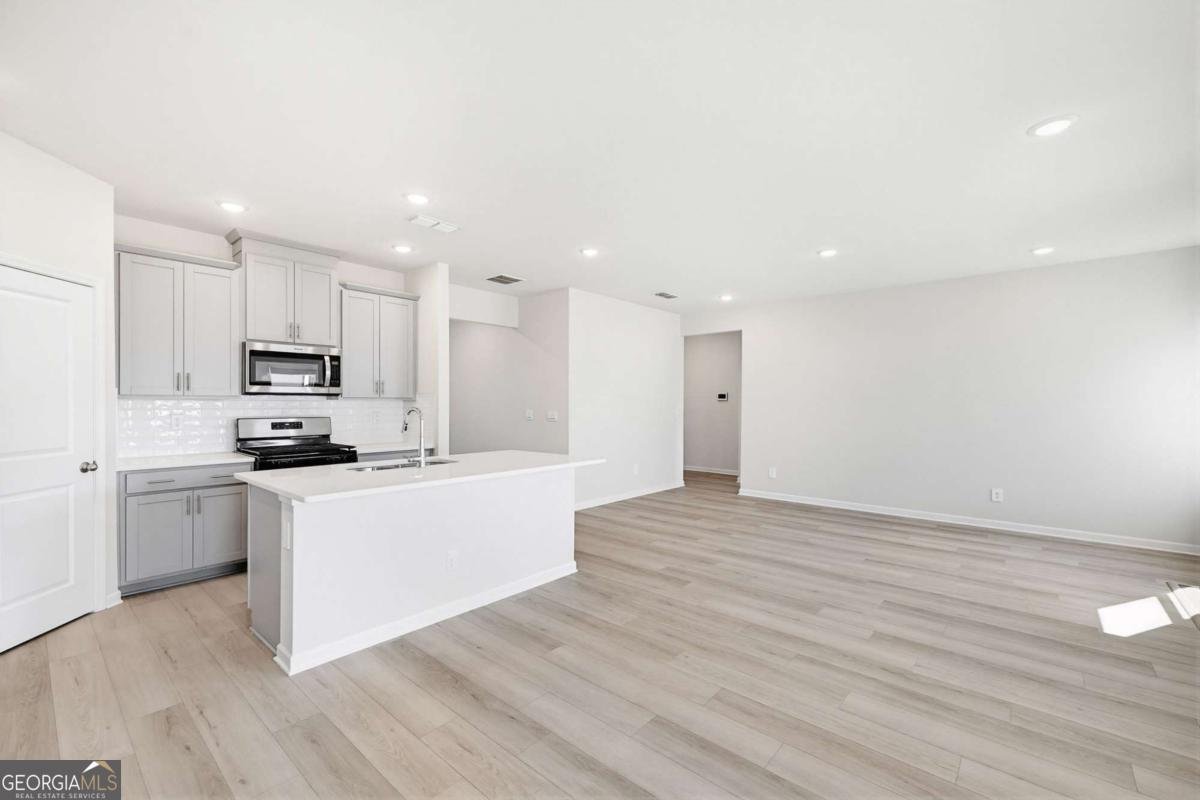 7768 Richmond Trail Fairburn - Photo 13