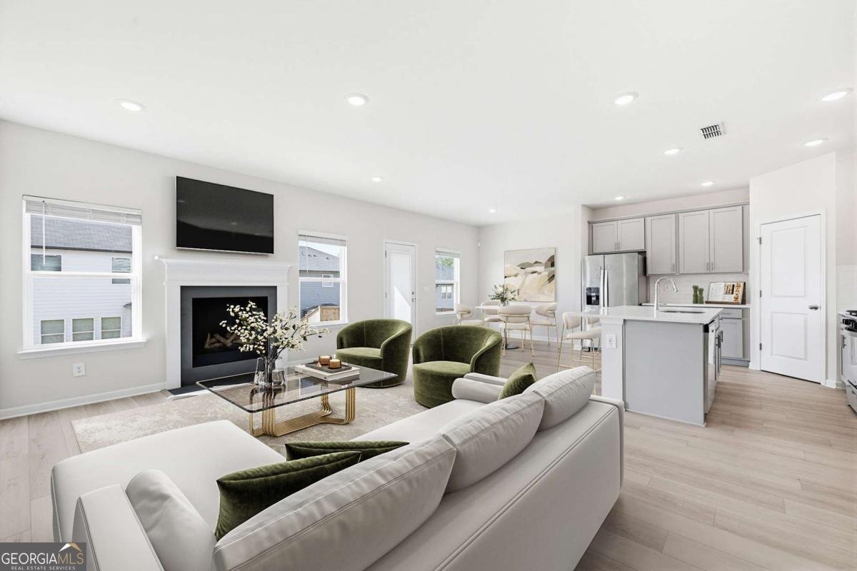 7768 Richmond Trail Fairburn - Photo 6