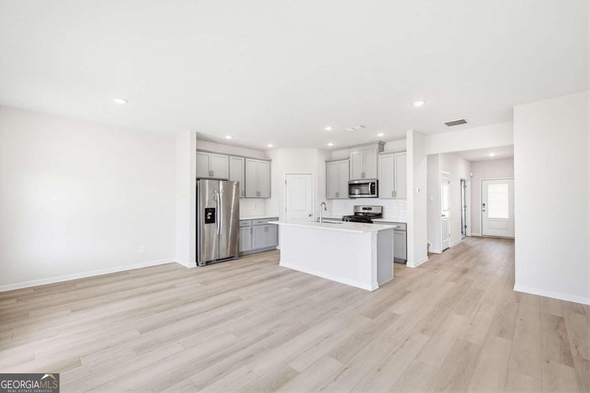 7768 Richmond Trail Fairburn - Photo 8