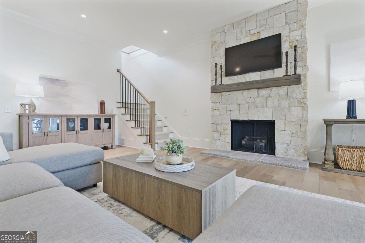 1091 Longview Commons Greensboro - Photo 32