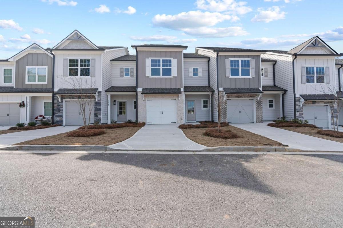 318 Heron Street Ball Ground - Photo 1