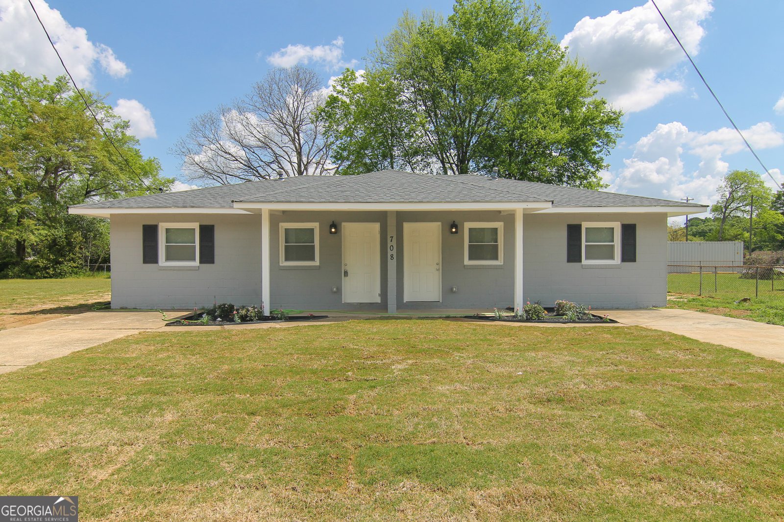 708 3rd Street Warner Robins - Photo 1