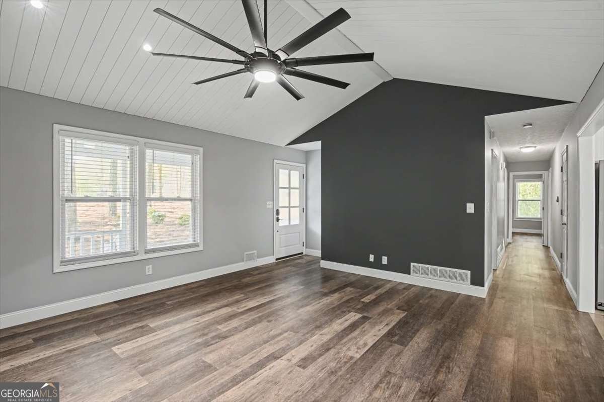 537 Toonigh Road Woodstock - Photo 12