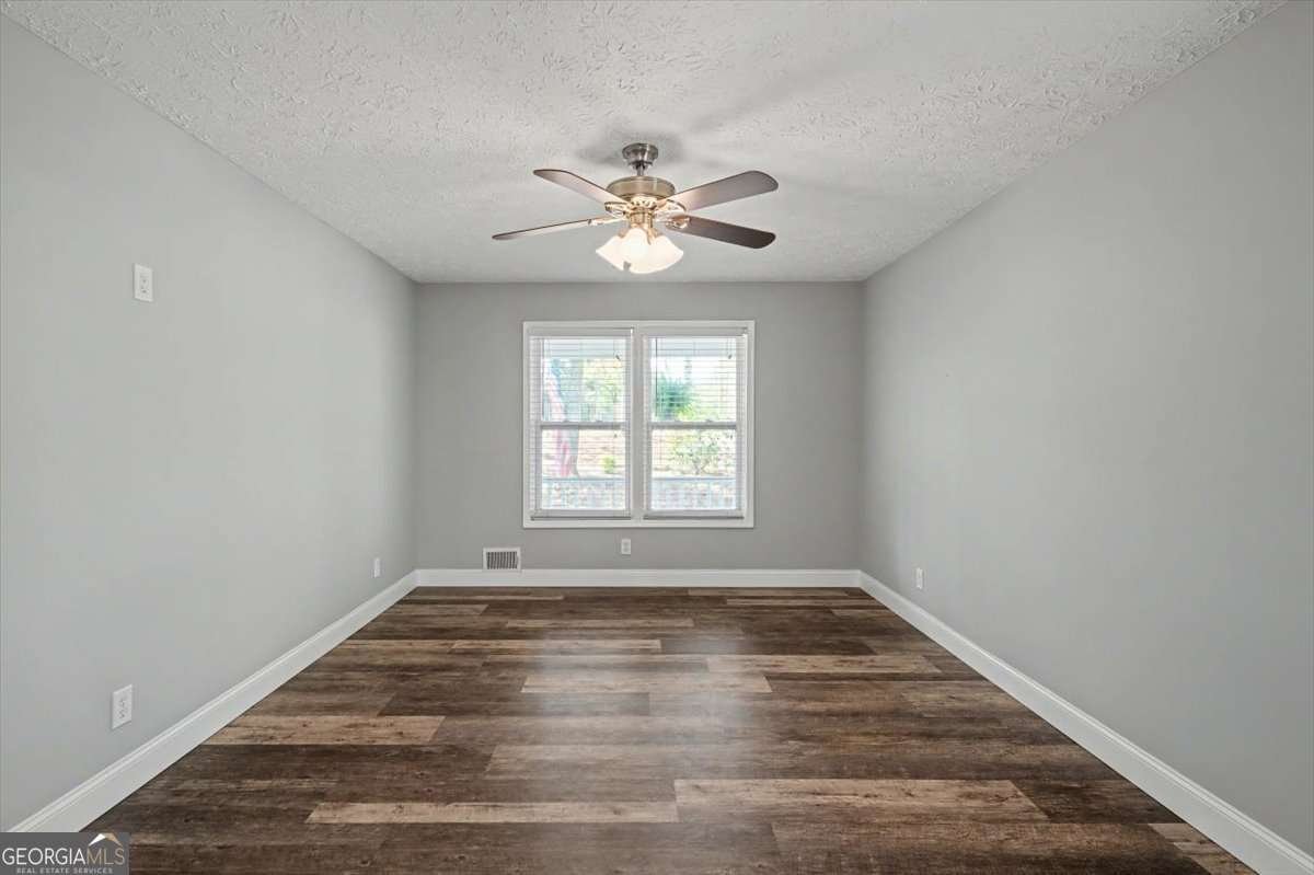 537 Toonigh Road Woodstock - Photo 30