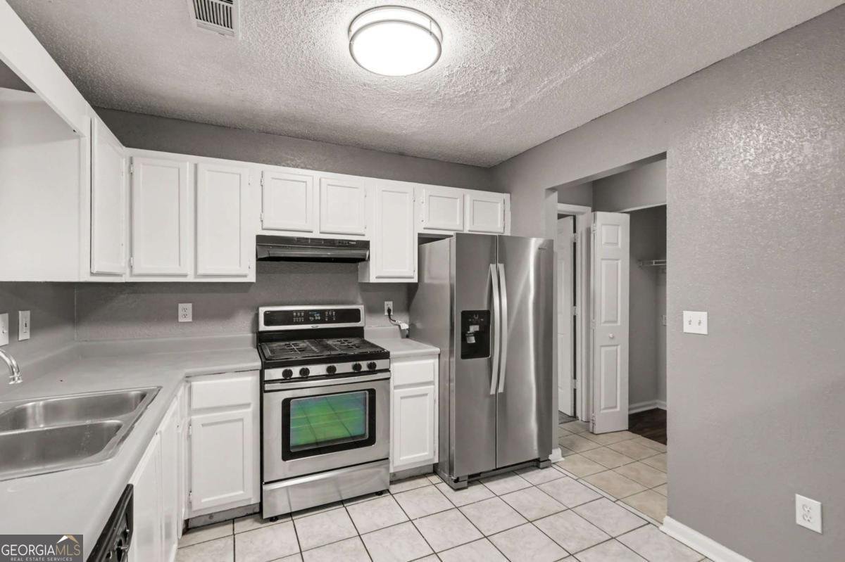 182 Summer Lake Drive Marietta - Photo 11