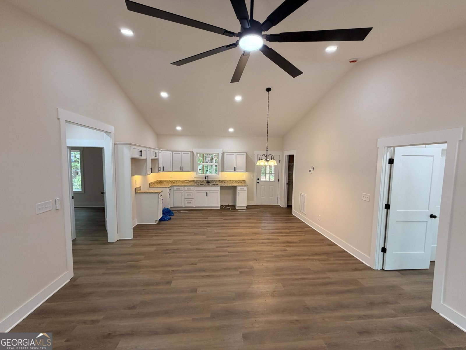 667 Cherokee Lane Buchanan - Photo 6