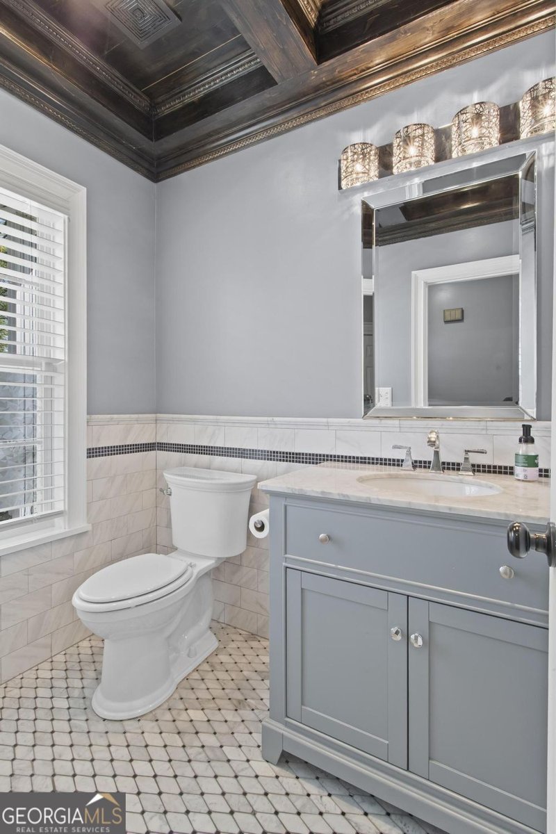 139 Lexington Parke Drive Woodstock - Photo 12