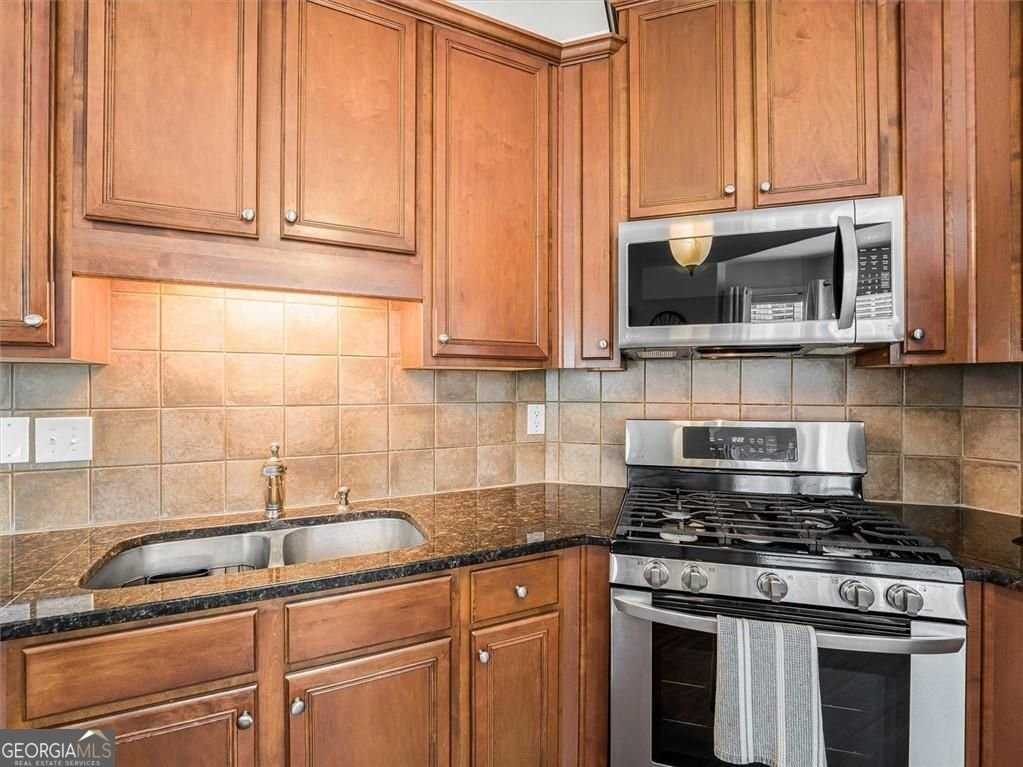 3774 Lake Point Boulevard Suwanee - Photo 12