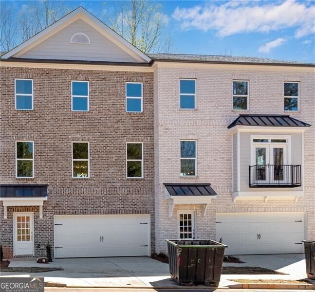 2737 Hallwood Lane Suwanee - Photo 1