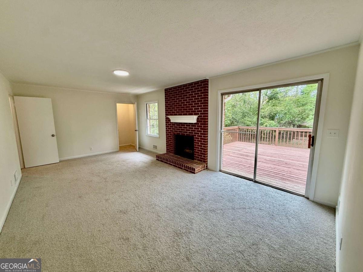 527 Rimrock Trail Stone Mountain - Photo 12