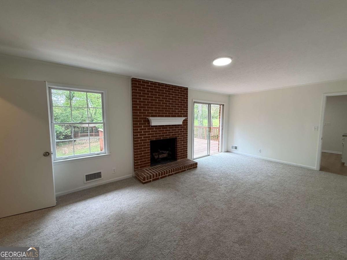 527 Rimrock Trail Stone Mountain - Photo 14