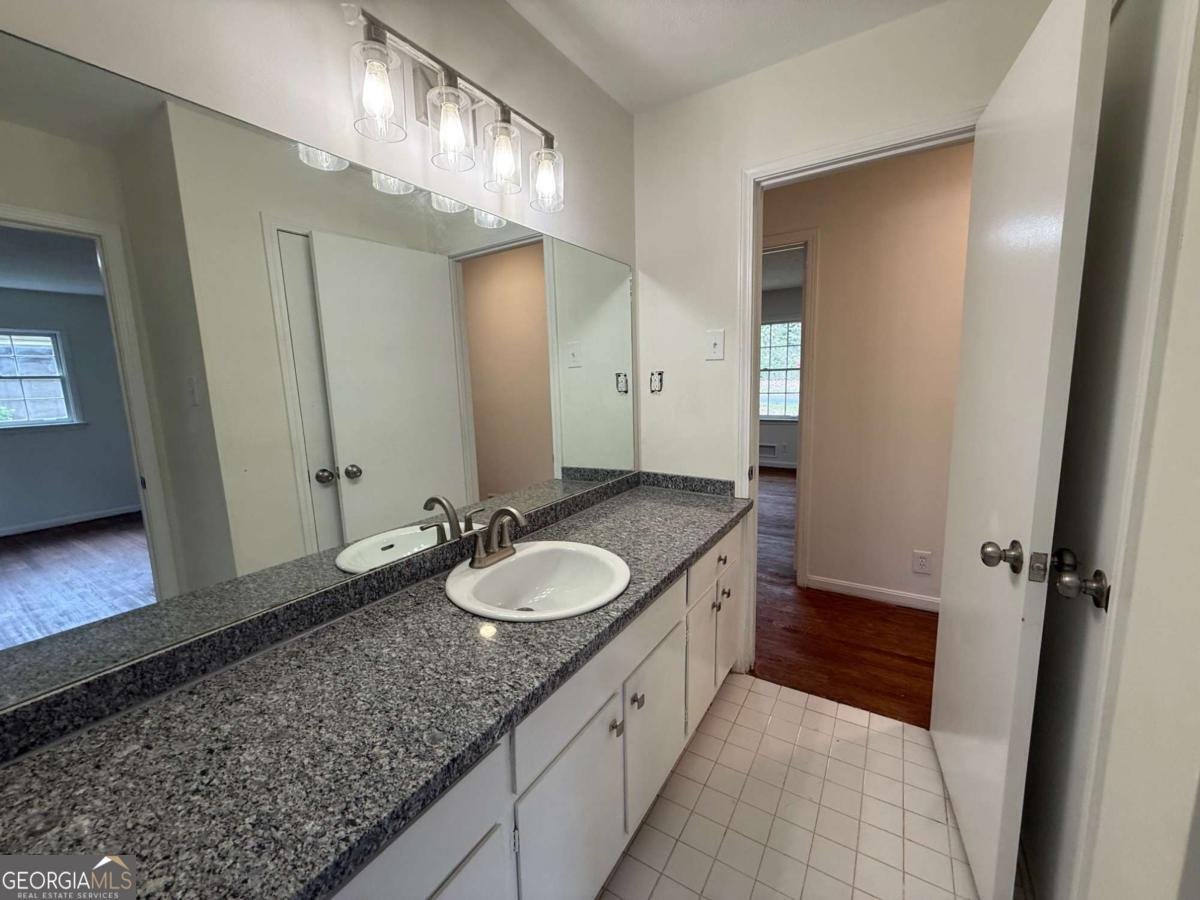 527 Rimrock Trail Stone Mountain - Photo 23