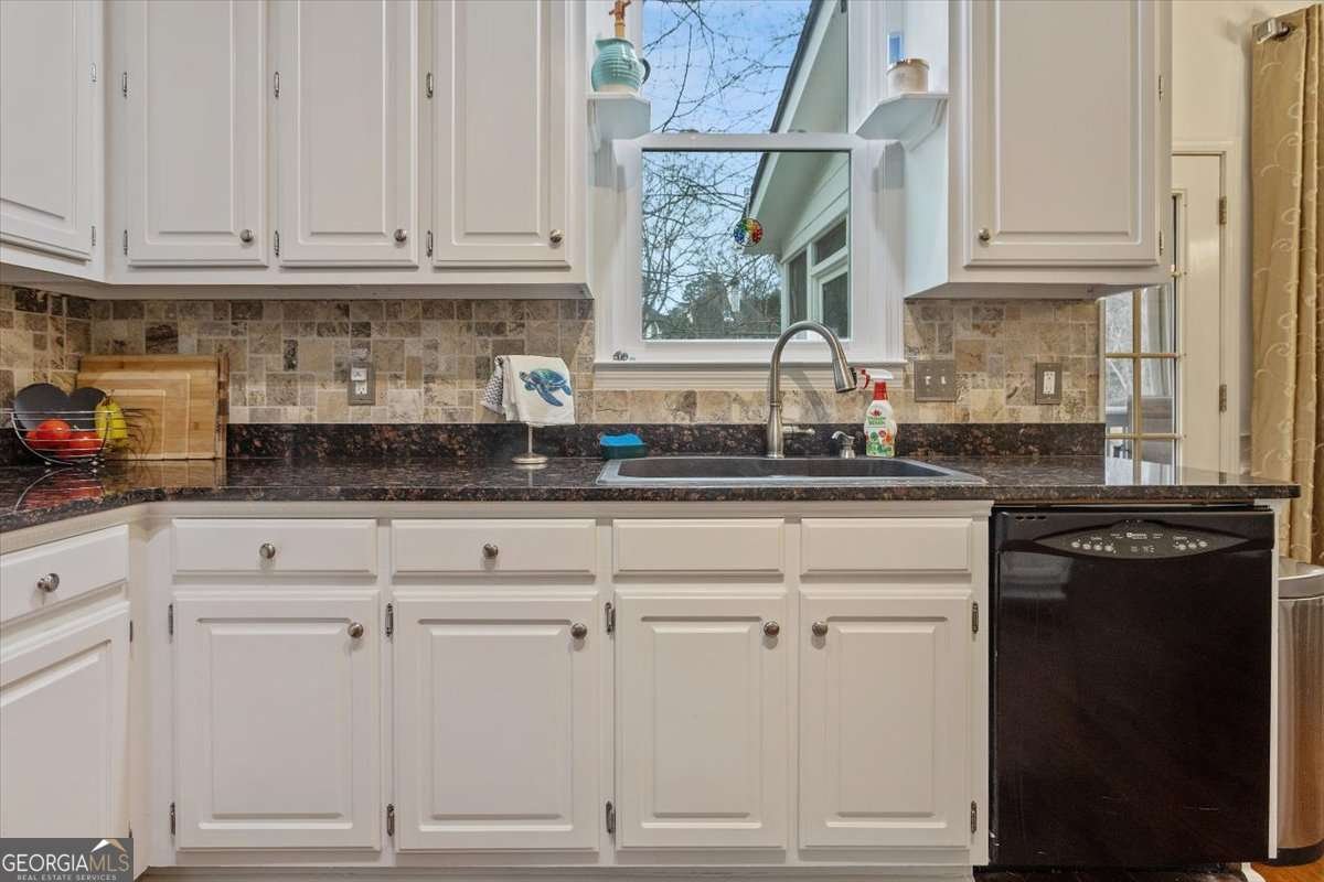 1295 Ashworth Avenue Marietta - Photo 21