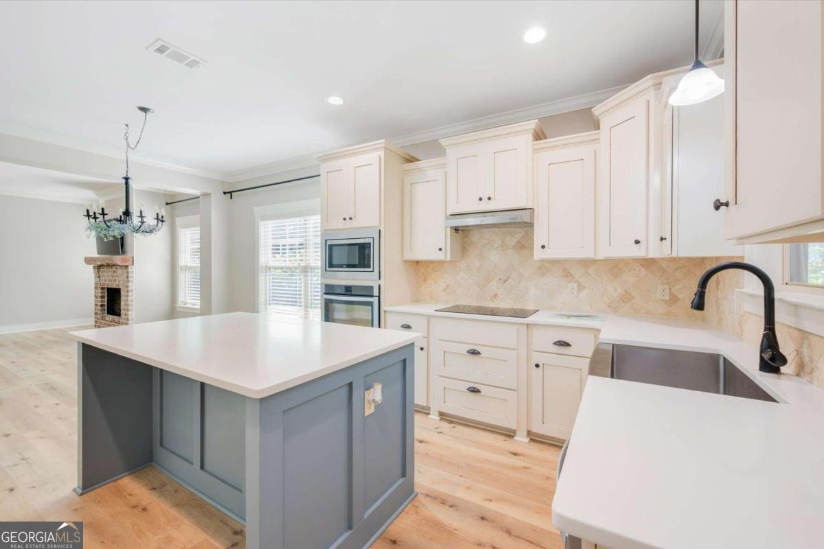 135 Wildlife View Court Richmond Hill - Photo 18