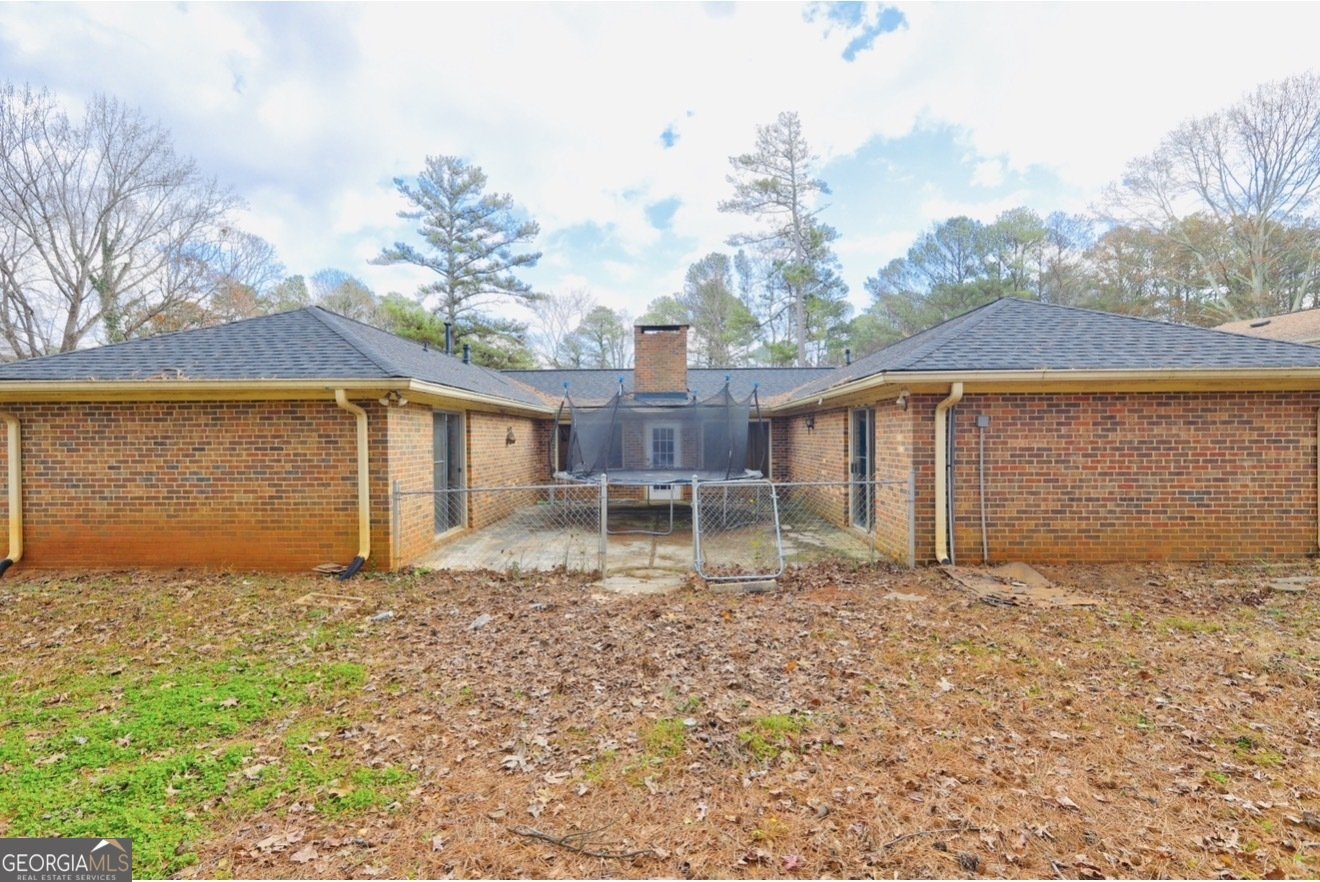 562 Dickens Road Lilburn - Photo 22