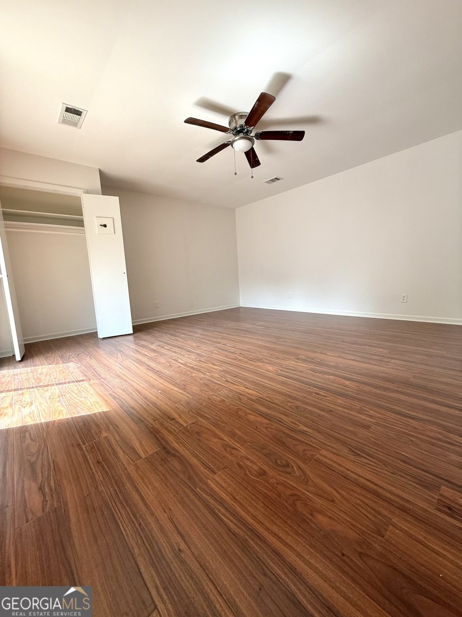 562 Dickens Road Lilburn - Photo 9