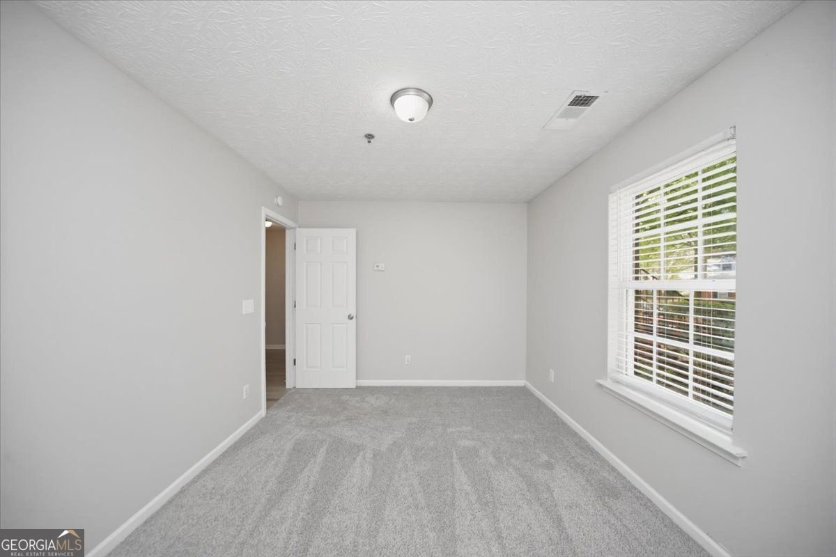 142 Weatherstone Square Drive Woodstock - Photo 7