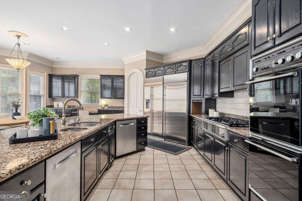 820 Heards Ferry Road Atlanta - Photo 25