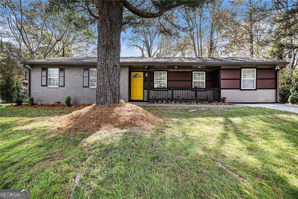 2760 Swansea Court College Park - Photo 1