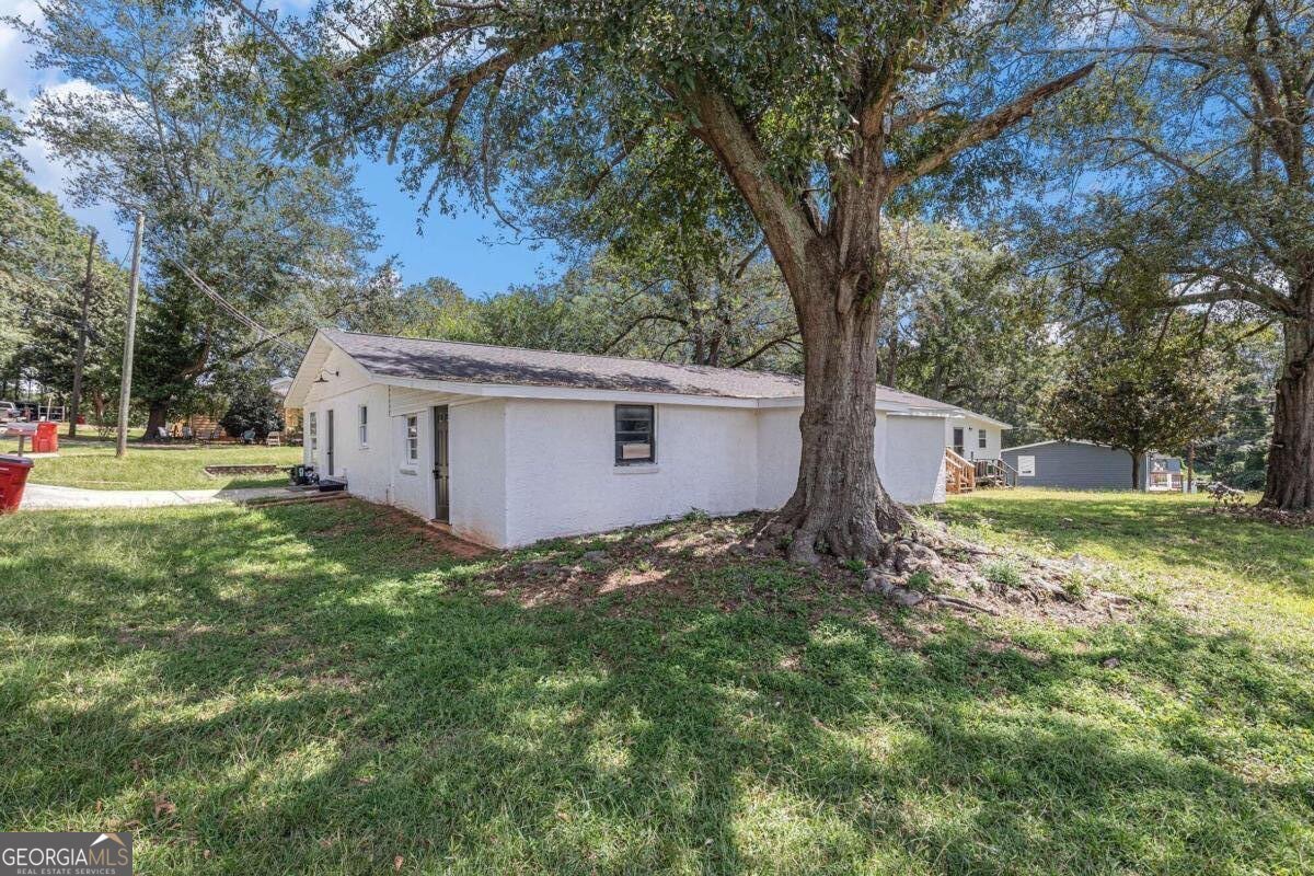 329 Pine Circle Bowdon - Photo 1