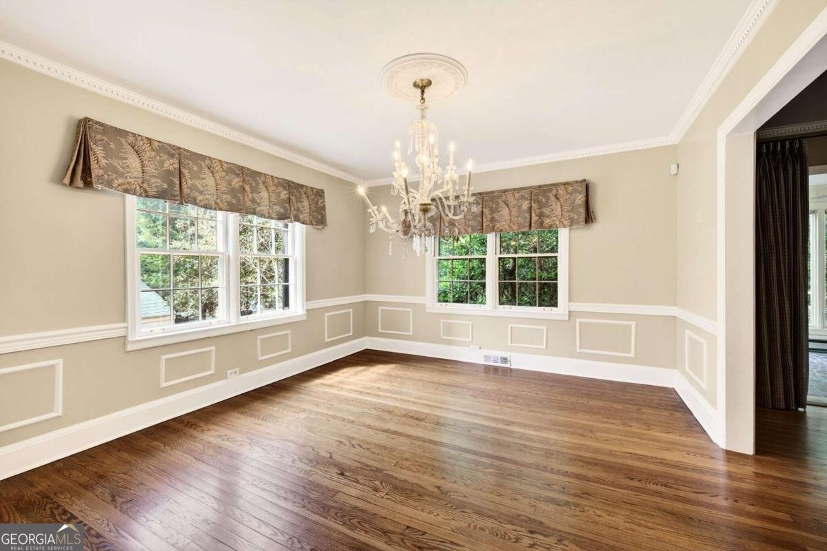 596 Wesley Road Atlanta - Photo 12