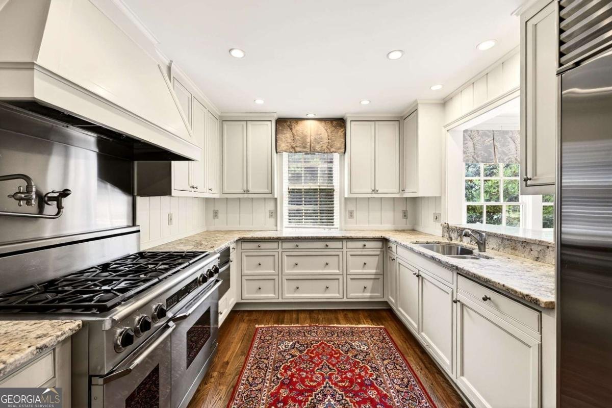 596 Wesley Road Atlanta - Photo 17