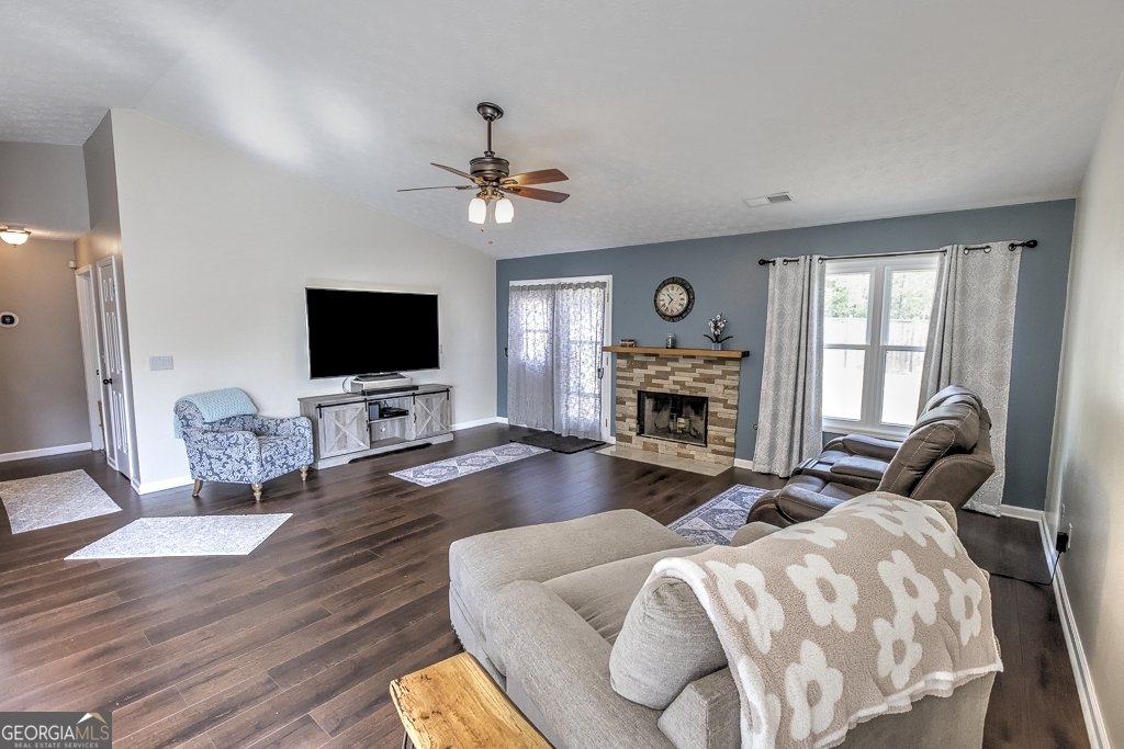 7705 Paddocks Mill Drive Cumming - Photo 12