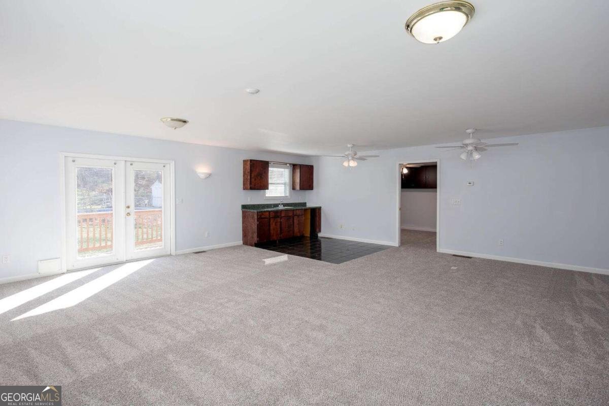 208 Windfield Drive Woodstock - Photo 6