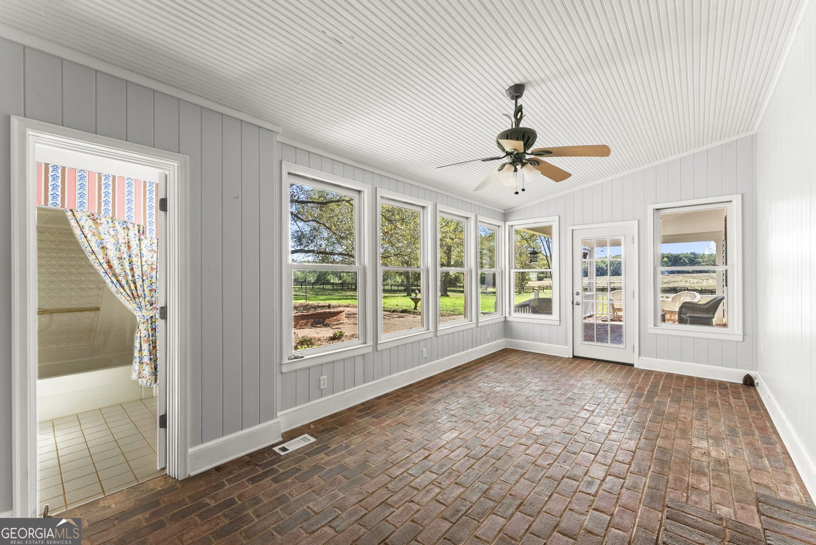 1972 Rest Haven Road Yatesville - Photo 9