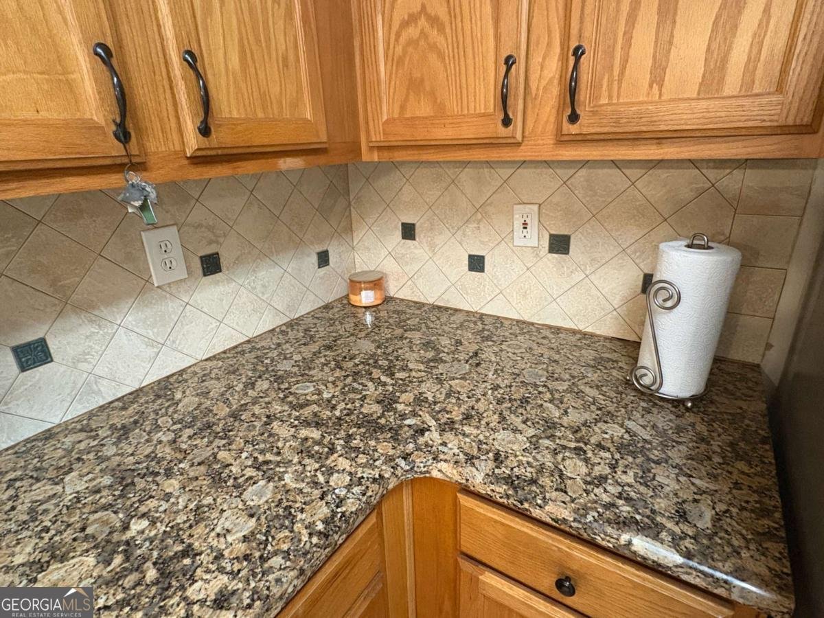 1640 Riverchase Circle Conyers - Photo 11