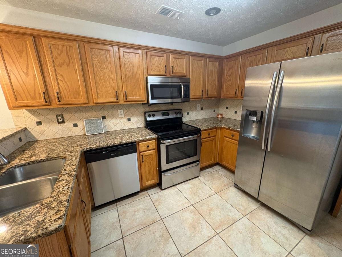 1640 Riverchase Circle Conyers - Photo 12