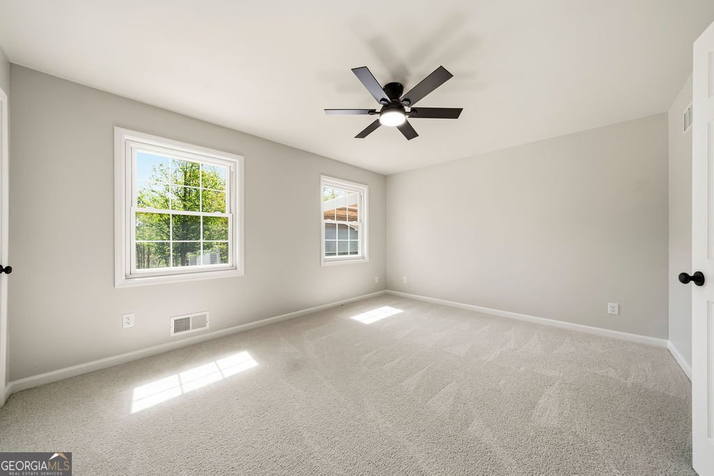 5606 Chapel Hill Road Douglasville - Photo 11