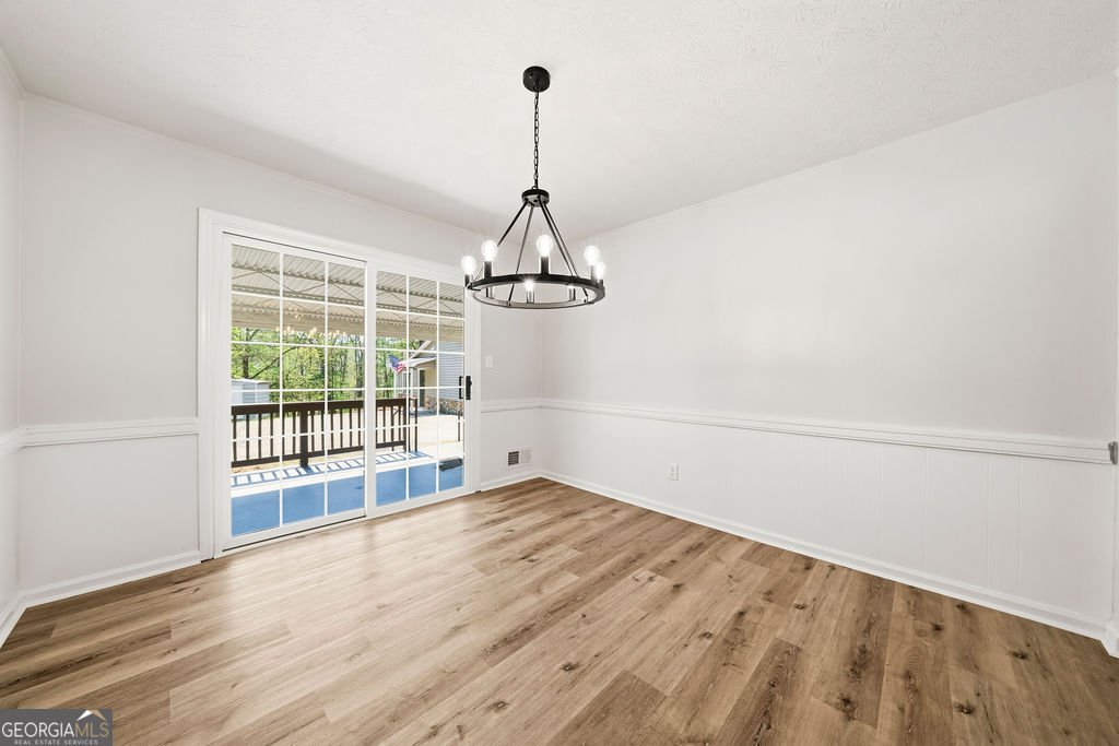 5606 Chapel Hill Road Douglasville - Photo 6