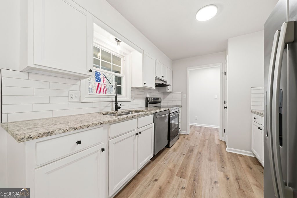 5606 Chapel Hill Road Douglasville - Photo 9