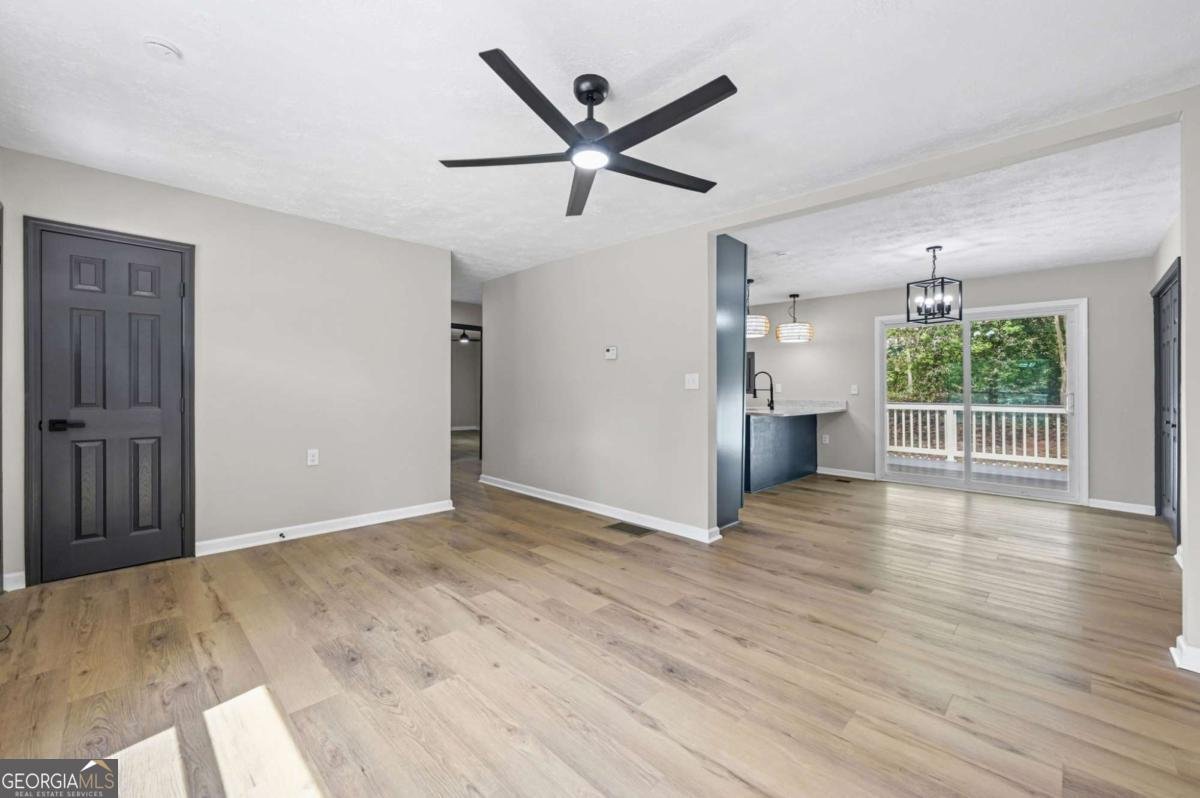 105 Sarsen Circle Athens - Photo 6