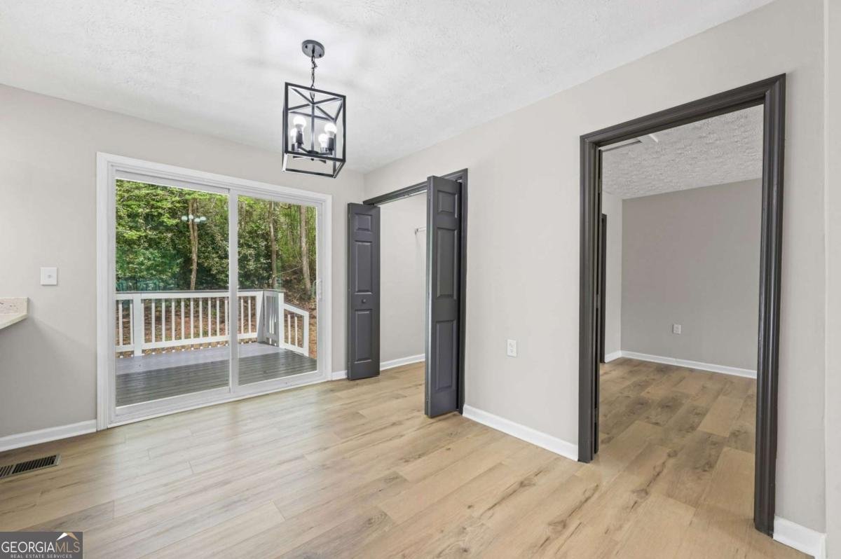 105 Sarsen Circle Athens - Photo 8