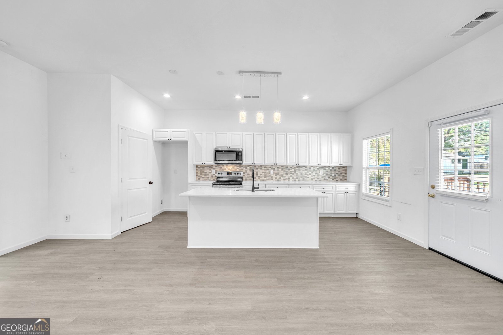 1136 Oak Knoll Terrace Atlanta - Photo 9