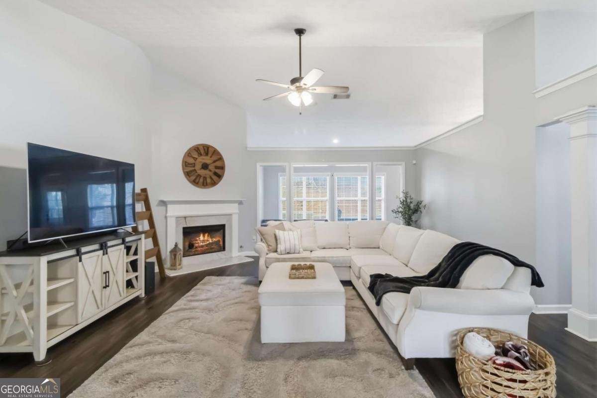 3237 Victoria Park Lane Buford - Photo 10