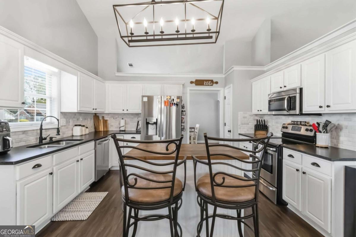 3237 Victoria Park Lane Buford - Photo 11