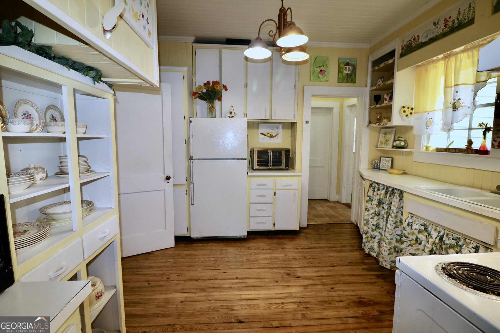 202 Hobby Avenue Sylvania - Photo 34