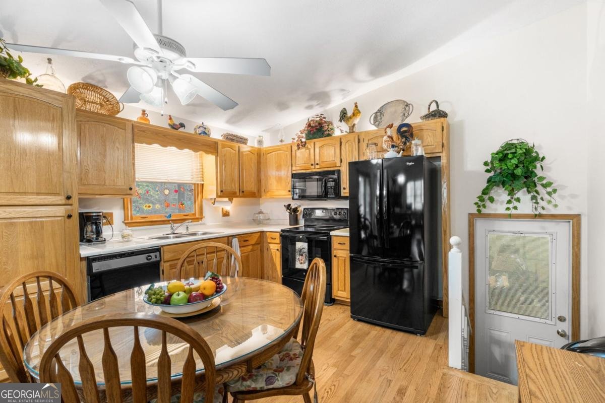 9045 Betty Jo Circle Young Harris - Photo 7