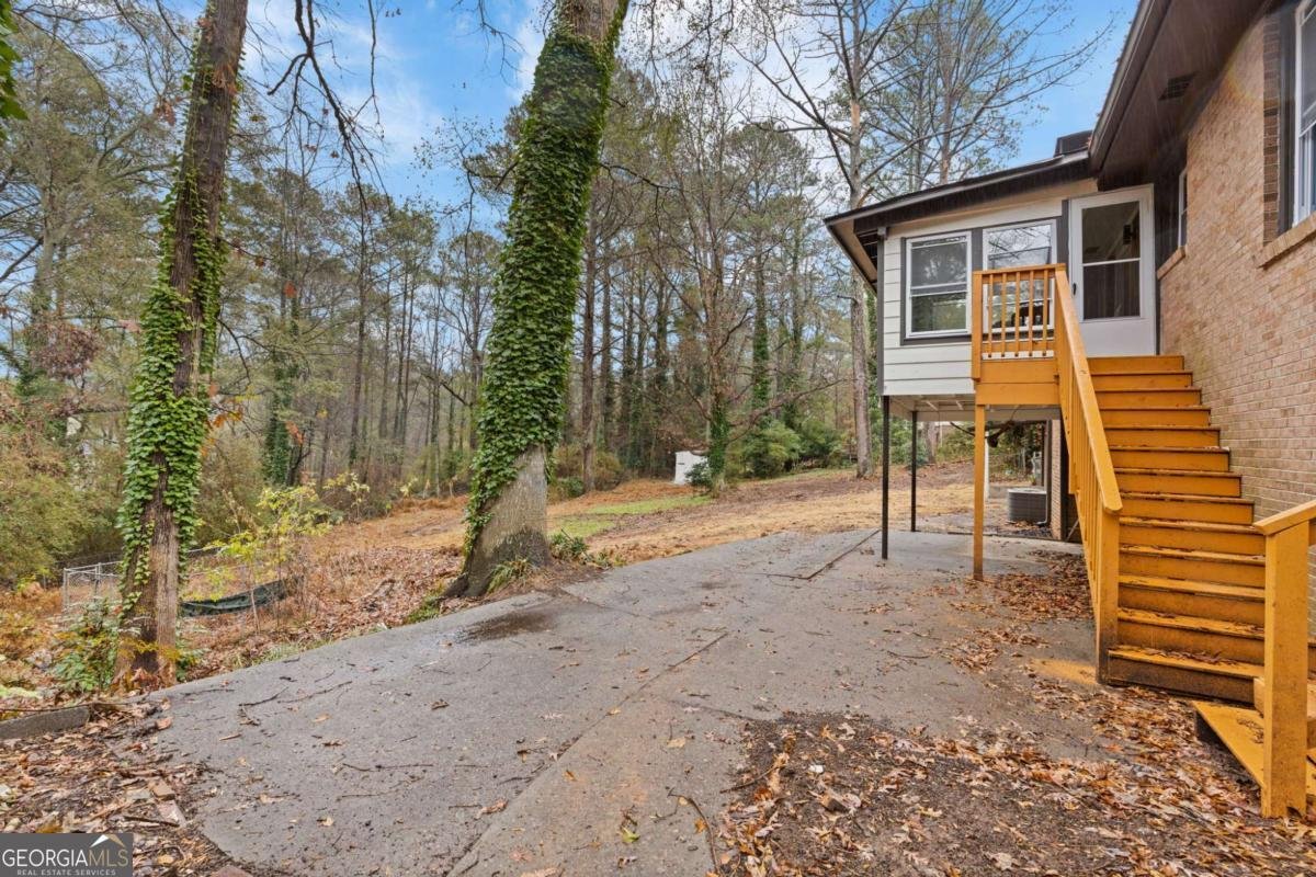 2224 Hudson Drive Lilburn - Photo 28