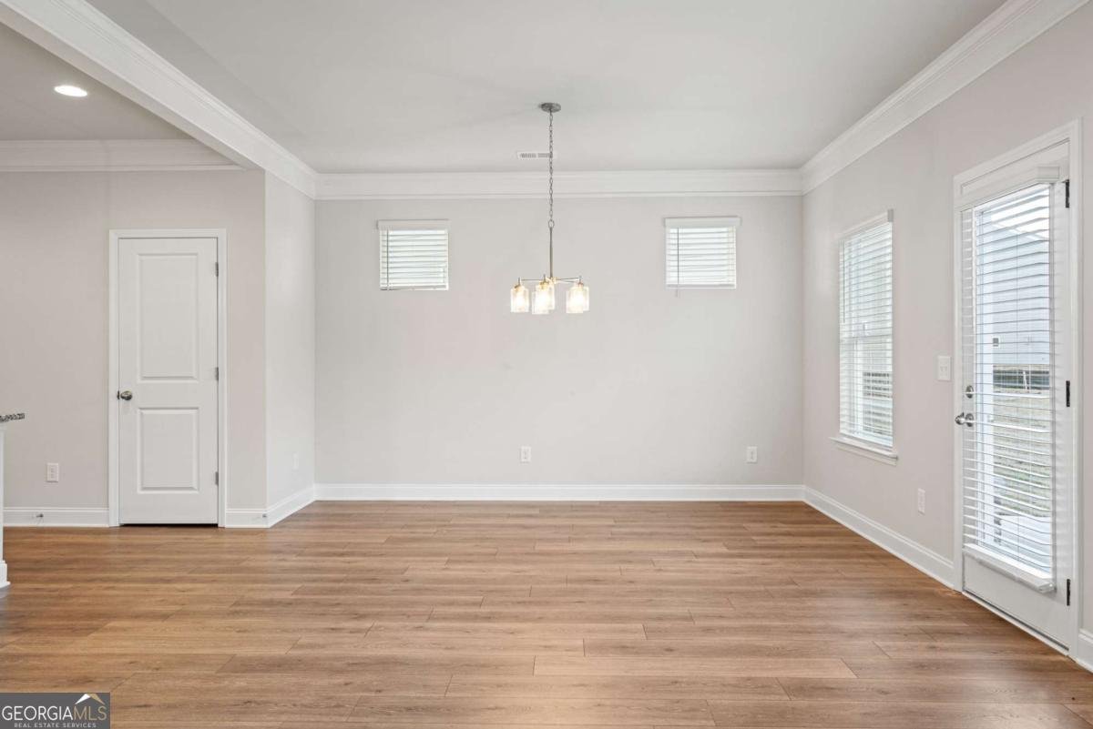 5577 Keswick Drive Flowery Branch - Photo 11