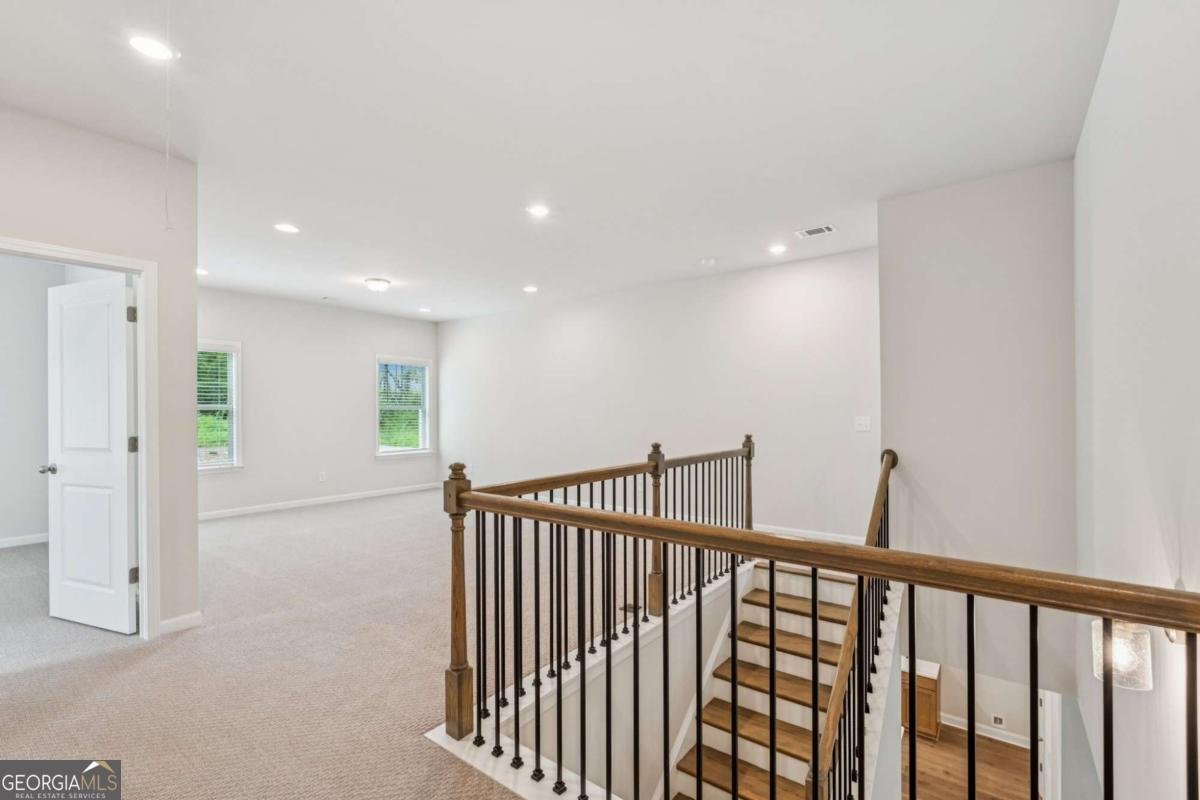 5556 Keswick Drive Flowery Branch - Photo 20