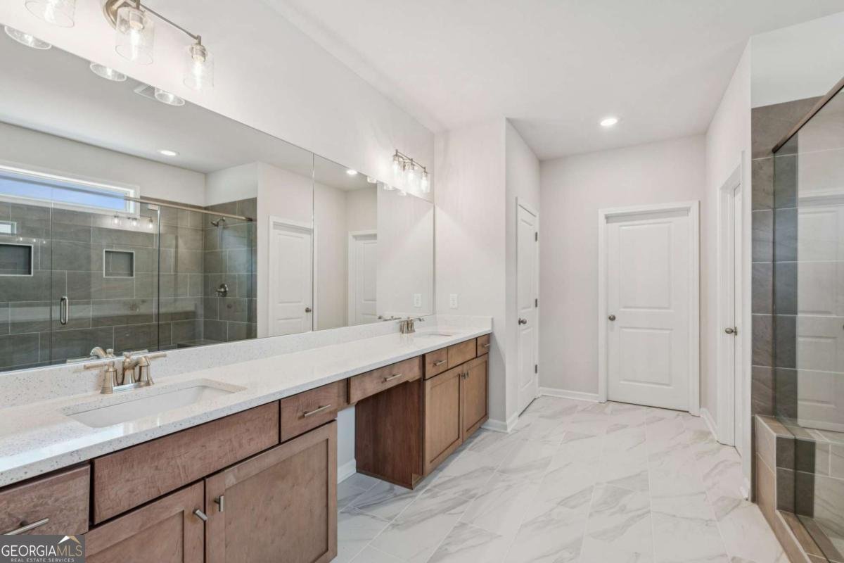 5556 Keswick Drive Flowery Branch - Photo 24