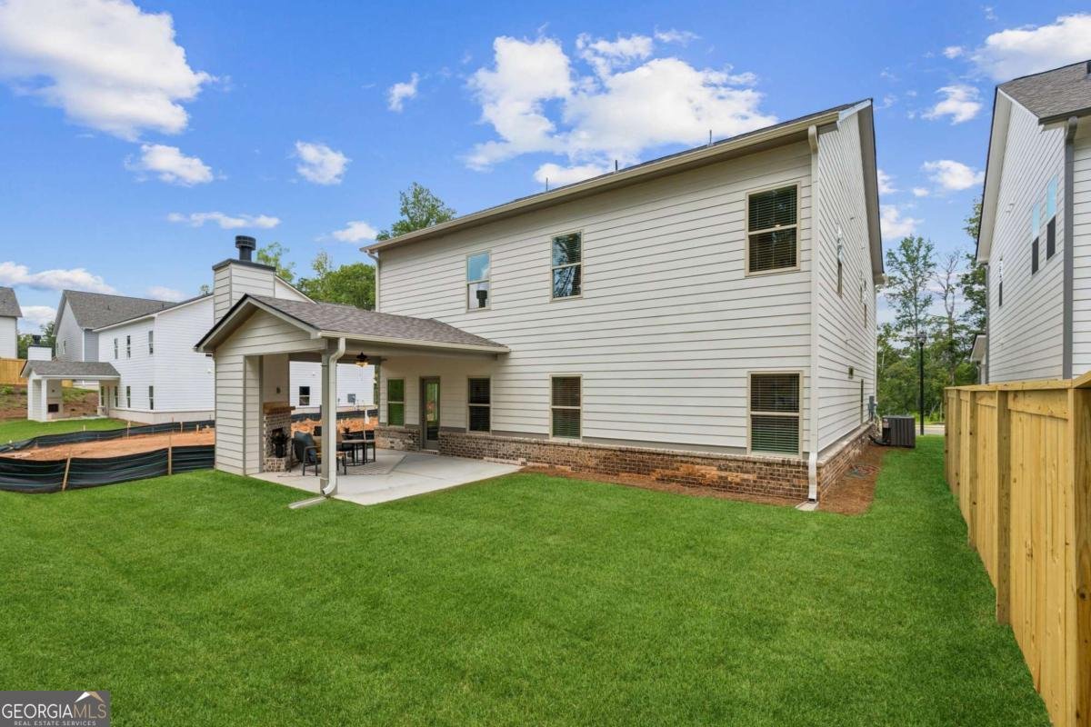 5556 Keswick Drive Flowery Branch - Photo 33